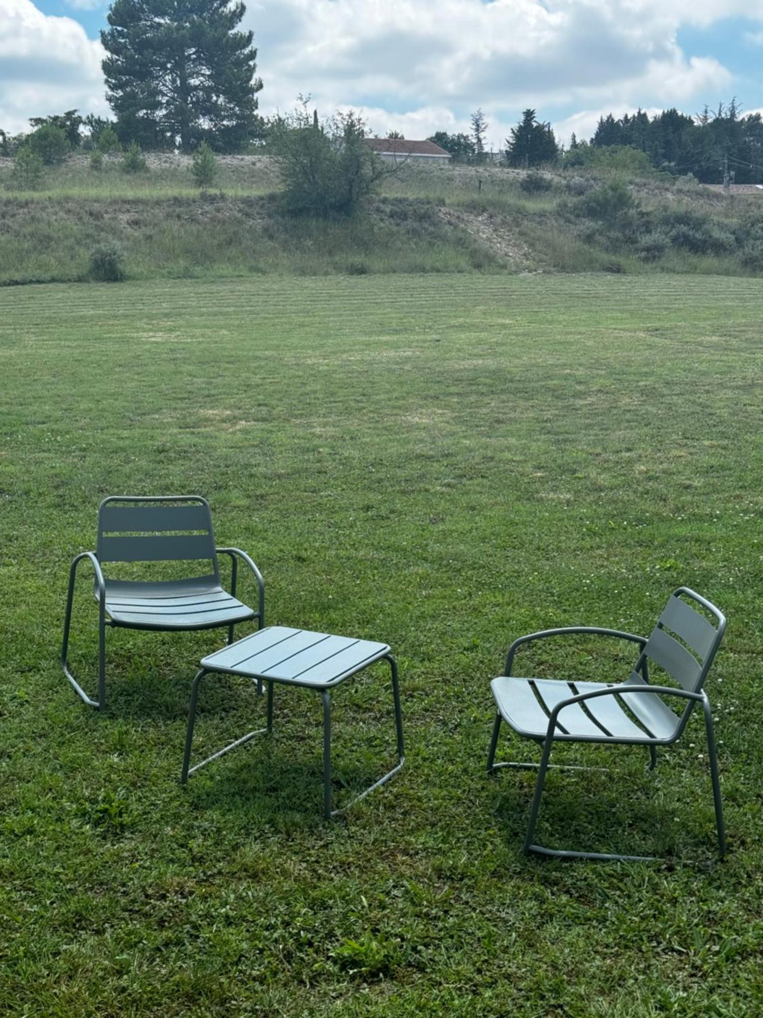 Apartament Logis Dans Ancien Relais De Poste Saint Julien Les Rosiers Zewnętrze zdjęcie